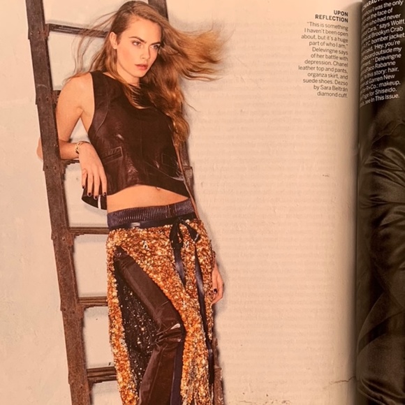 Vogue Magazine Cara Delevingne July 2015 - Picture 3 of 7